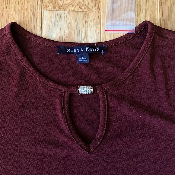 NWT: Burnt Orange Keyhole Blouse w/ Sparkle Charm - Picture 2 of 16